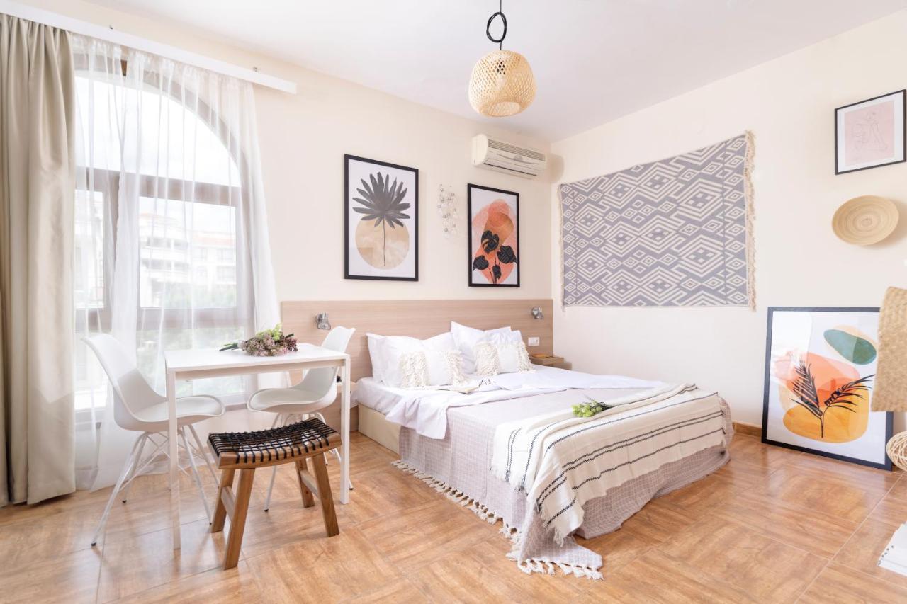 Royal Bay Apartments With Self Check-In スヴェティ・ヴラス エクステリア 写真
